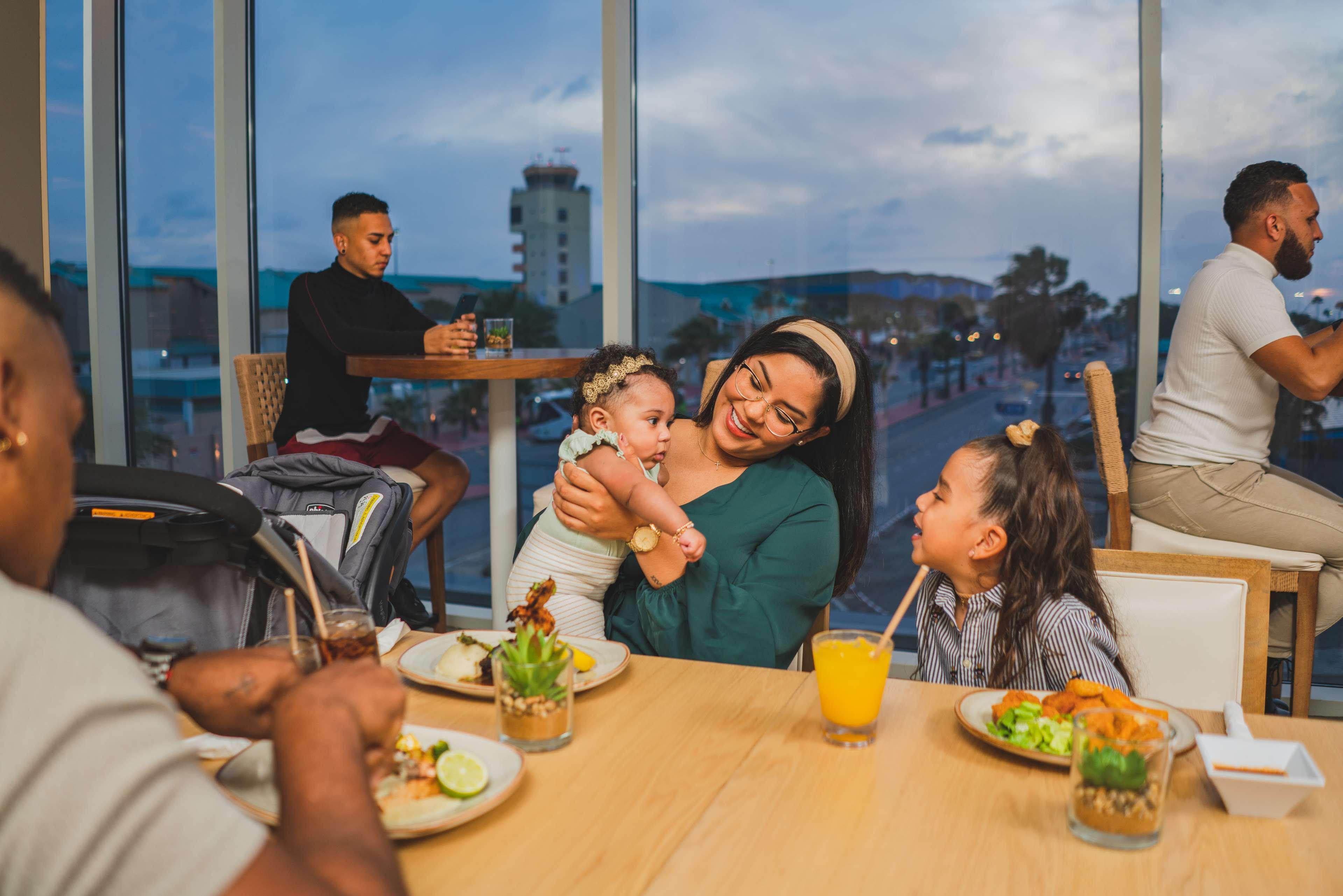 Hyatt Place Aruba Airport Oranjestad Buitenkant foto